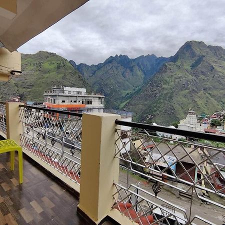 Odyssey Stays Joshimath Joshīmath Buitenkant foto